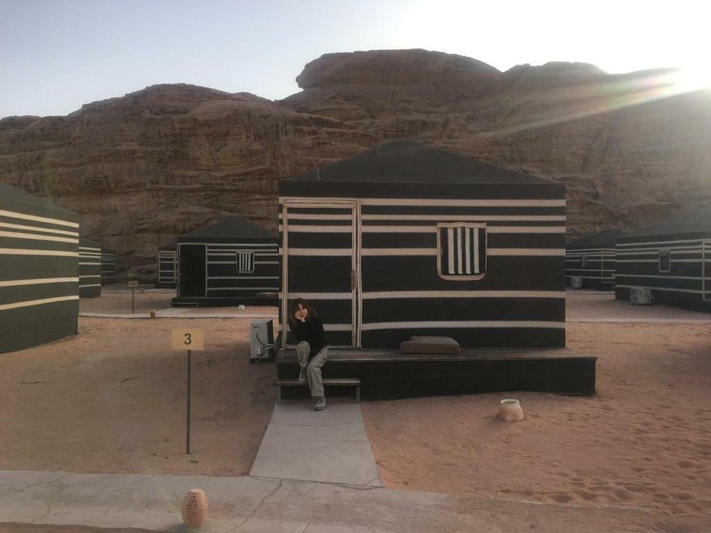 Space Village Luxury Camp Wadi Rum Eksteriør billede