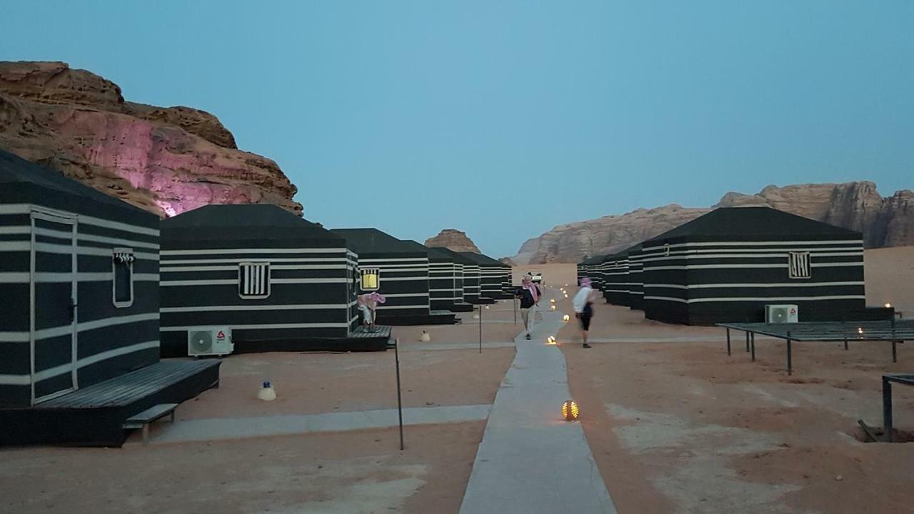 Space Village Luxury Camp Wadi Rum Eksteriør billede